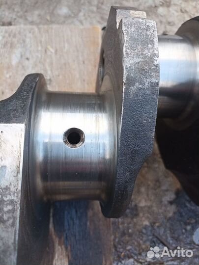Вал коленчатый д65