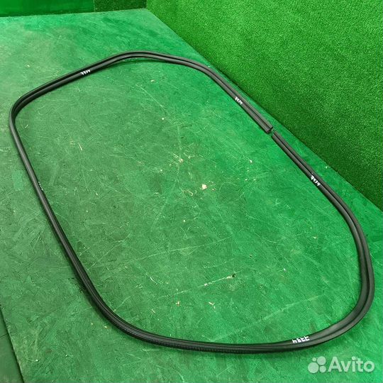 Уплотнитель багажника Ford Focus 2 2007 1757174