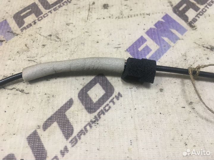 Трос замка двери передней Киа Рио 2