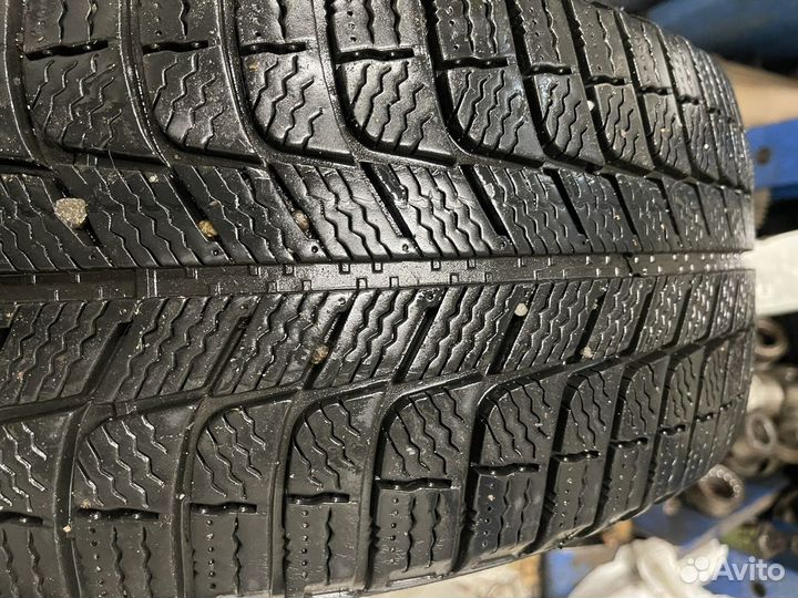 Michelin X-Ice XI3 205/55 R16