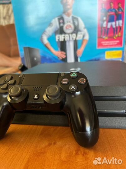 Sony playstation 4 pro 1tb