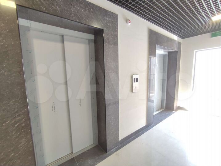 2-к. квартира, 49 м², 10/18 эт.