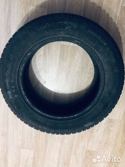 Gislaved Nord Frost 5 215/60 R16