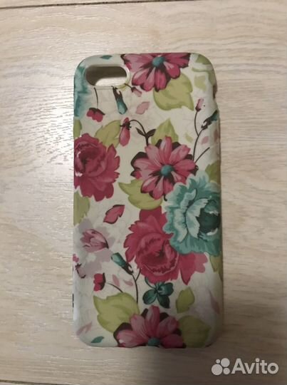 Чехлы на iPhone 7,8