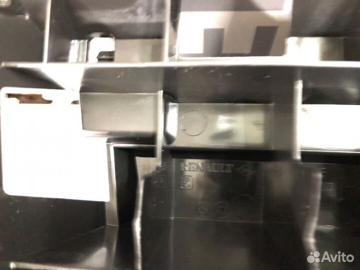 Усилитель бампера задний Renault Kaptur