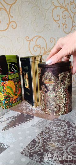 Жестяная банка из под чая