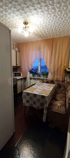 3-к. квартира, 64 м², 9/9 эт.