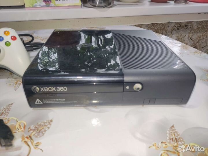 Xbox 360 E не прошит