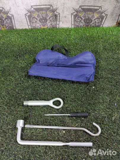 Набор инструментов Honda Fit GP5 LEB