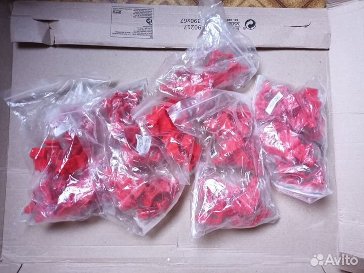 Ниппельная поилка для кур (цеплят)