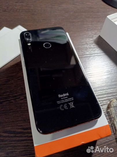 Телефон Xiaomi Redmi note 7 4/64