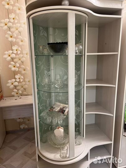 Стенка в гостиную