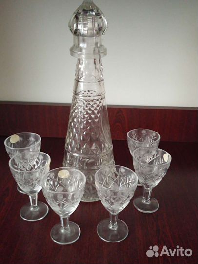 Набор для вина и кружки