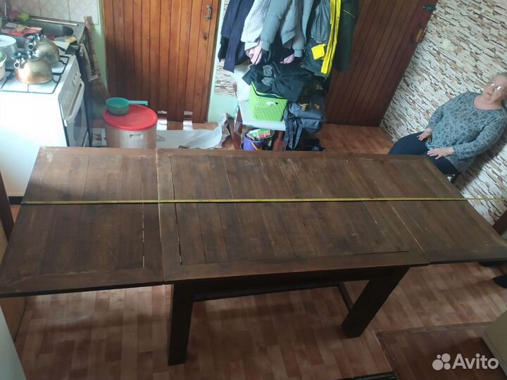 Кухонный стол дубовый 1623 года выпуска