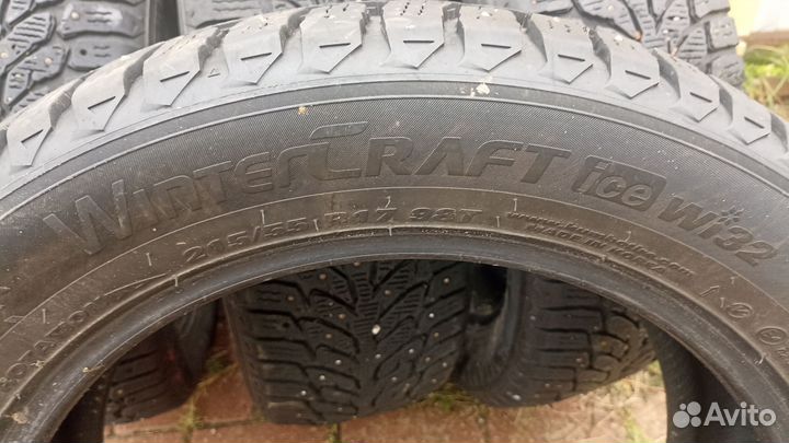 Kumho WinterCraft Ice Wi32 215/55 R17 98T