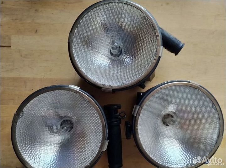 Источник постоянного света Lowel DP