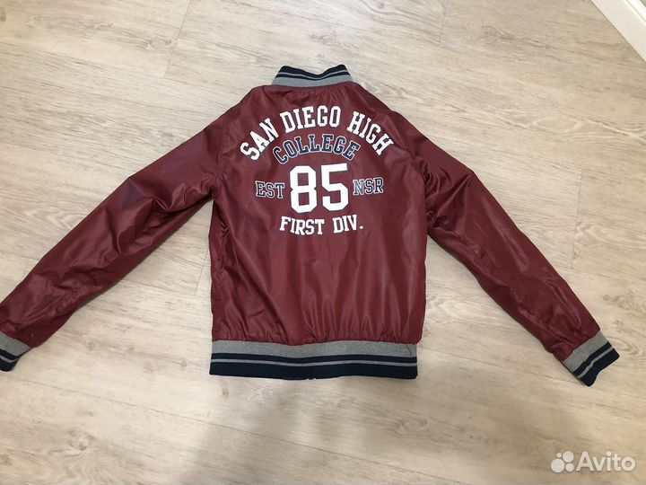 Ветровка -бомбер benetton 10-11 лет