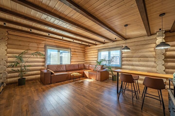 Дом 191,9 м² на участке 10 сот.