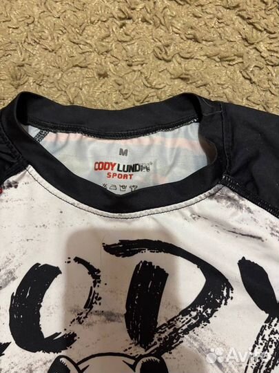 Рашгард спортивный