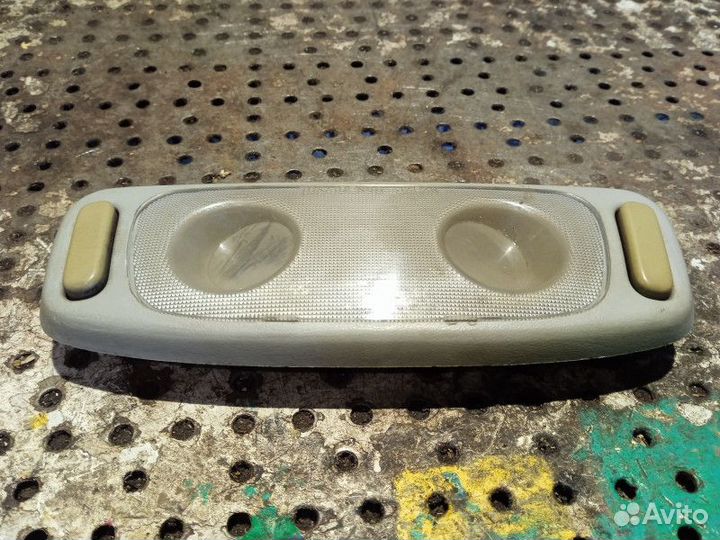 Плафон салонный Suzuki Grand Vitara 2.(1998) 2.5 б