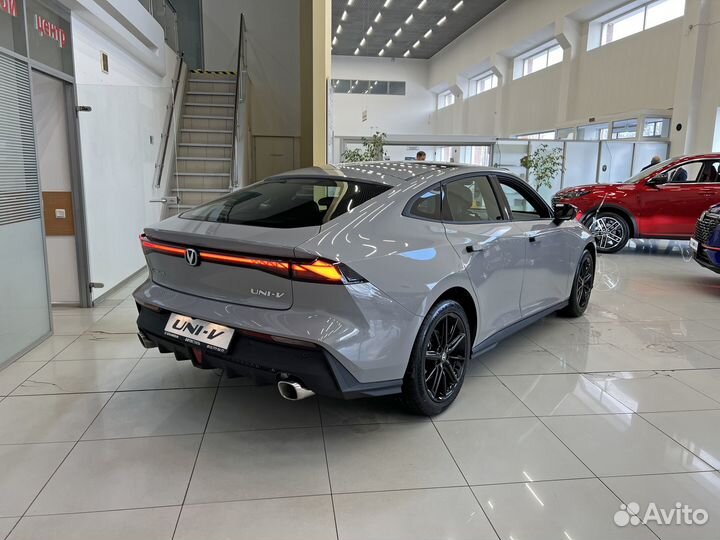 Changan UNI-V 1.5 AMT, 2024