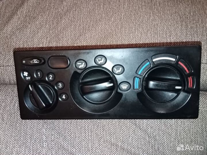 Продам блок управления печкой на део нексия