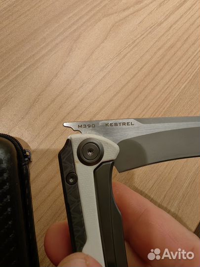 Нож Maxace Kestrel