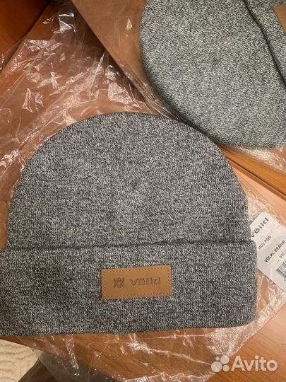 Шапка Volkl спортивная новая