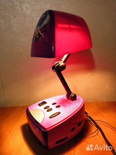 Ночник с радио и часами