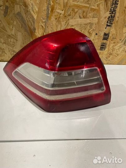 Фонарь задний левый Renault Megane седан K4M 2006