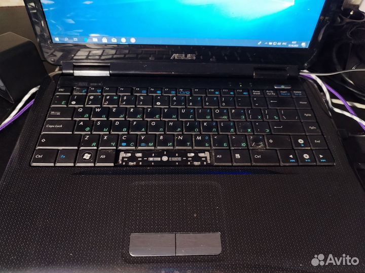 Ноутбук asus