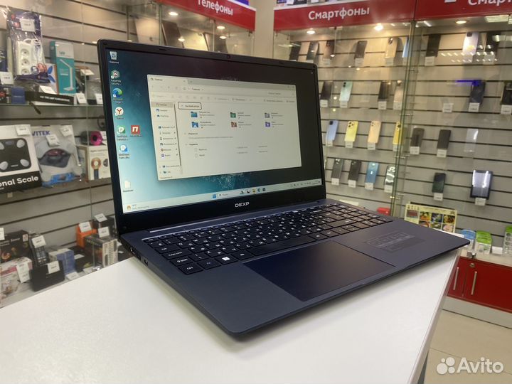 Ноутбук Dexp aquilon C15-I5w302