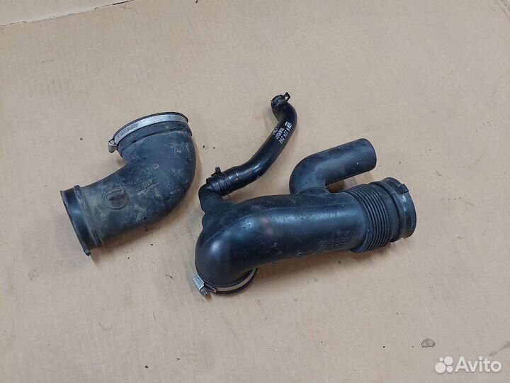 Патрубок воздушного фильтра Opel Omega B Y22XE