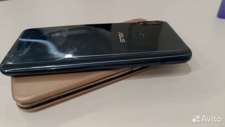 ASUS Zenfone Max Pro (M2) ZB631KL, 4/64 ГБ