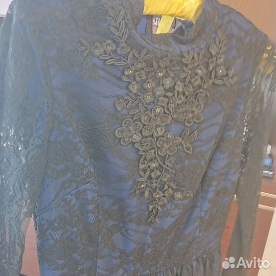 Нарядное платье