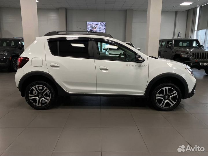 Renault Sandero Stepway 1.6 CVT, 2020, 27 000 км