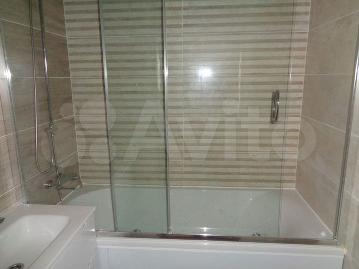 2-к. квартира, 63,7 м², 2/9 эт.
