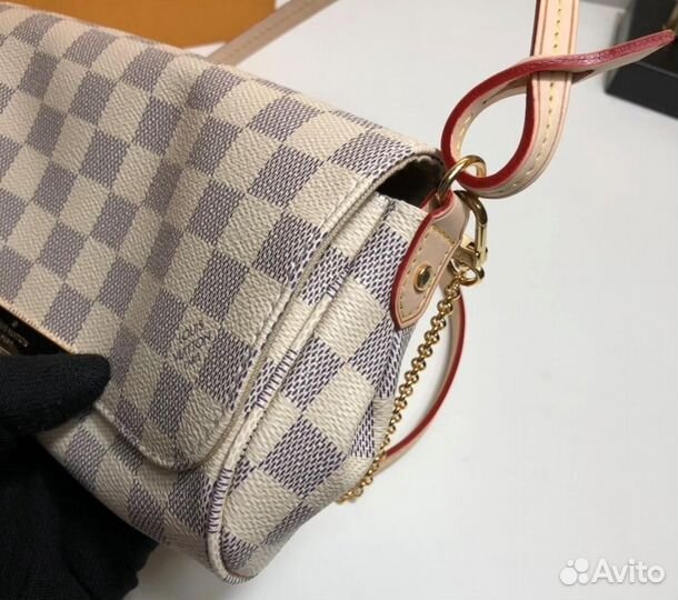 Женский клатч Louis Vuitton Favorite