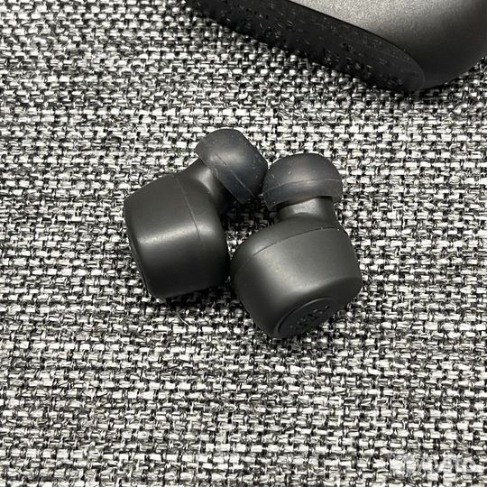 Беспроводные наушники JBL wave 100 TWS чёрные б/у