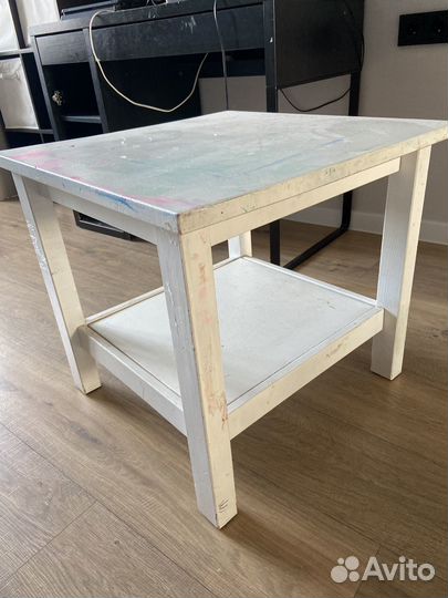 Журнальный столик IKEA