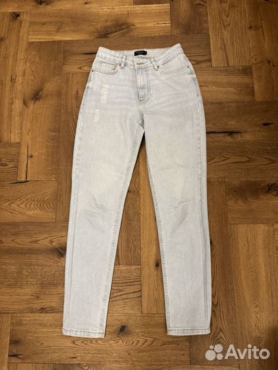 Джинсы