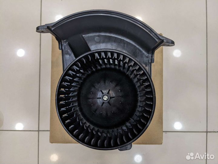 Мотор отопителя master III / kangoo II