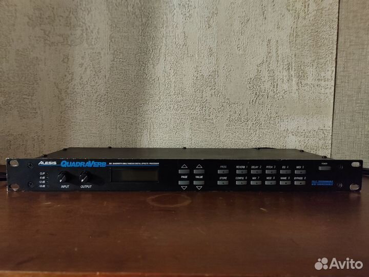 Alesis Quadraverb Ревербератор