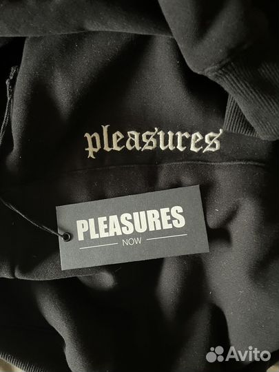 Худи черная pleasures