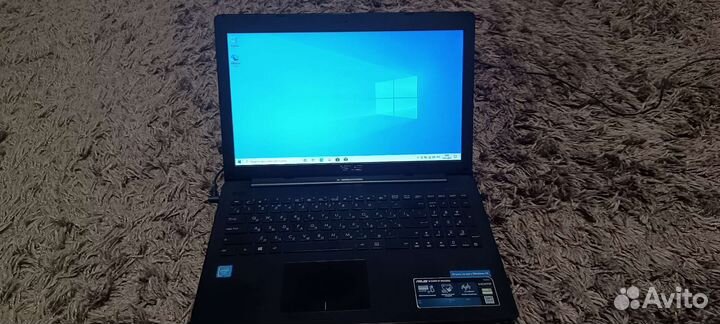 Ноутбук asus R515M