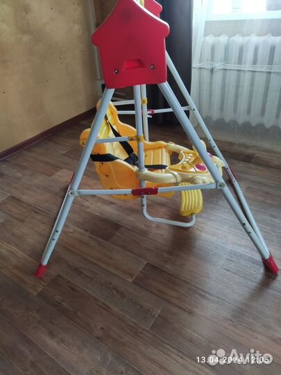 Детская качель напольная