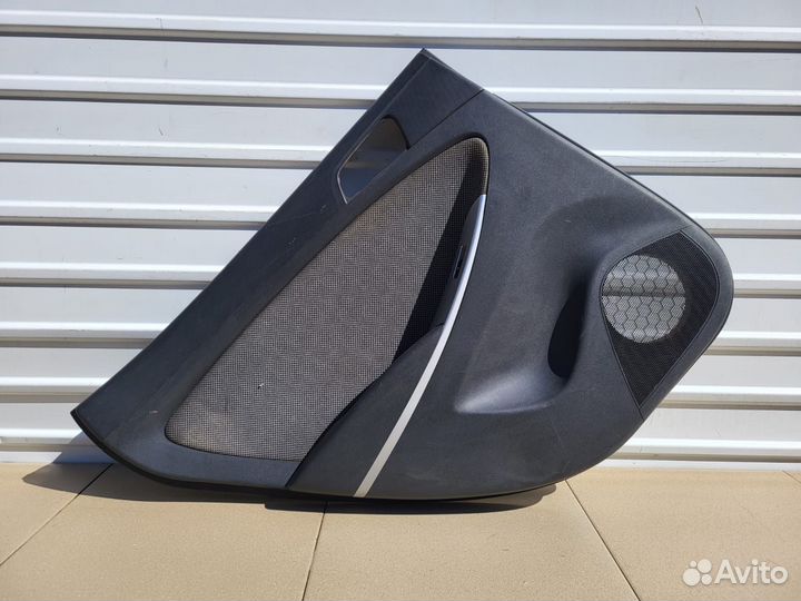 Обшивка двери задняя левая Hyundai Solaris