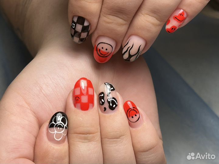 Маникюр и педикюр