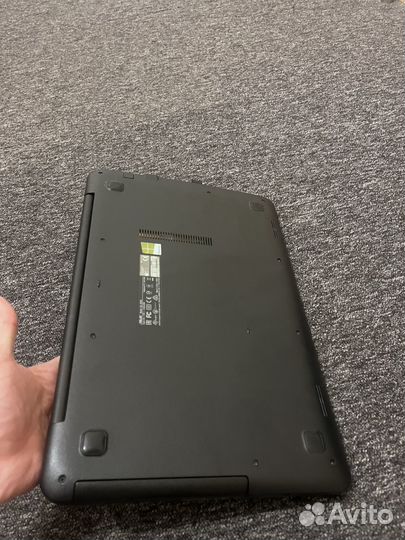 Ноутбук asus x554l
