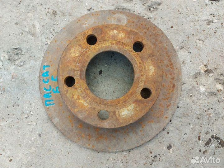 Диск тормозной Volkswagen Passat